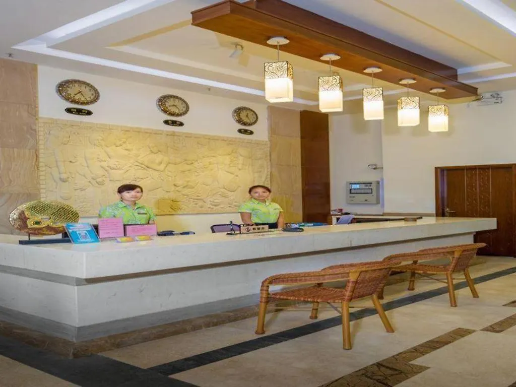 **  Mango Sea View Hotel Санья Китай