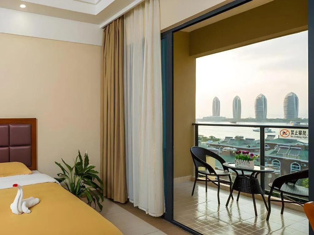 **  Mango Sea View Hotel Санья Китай
