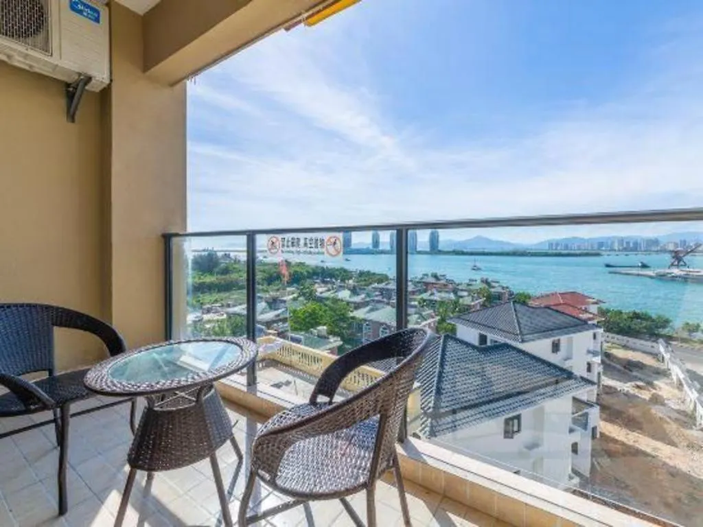 Mango Sea View Hotel Санья