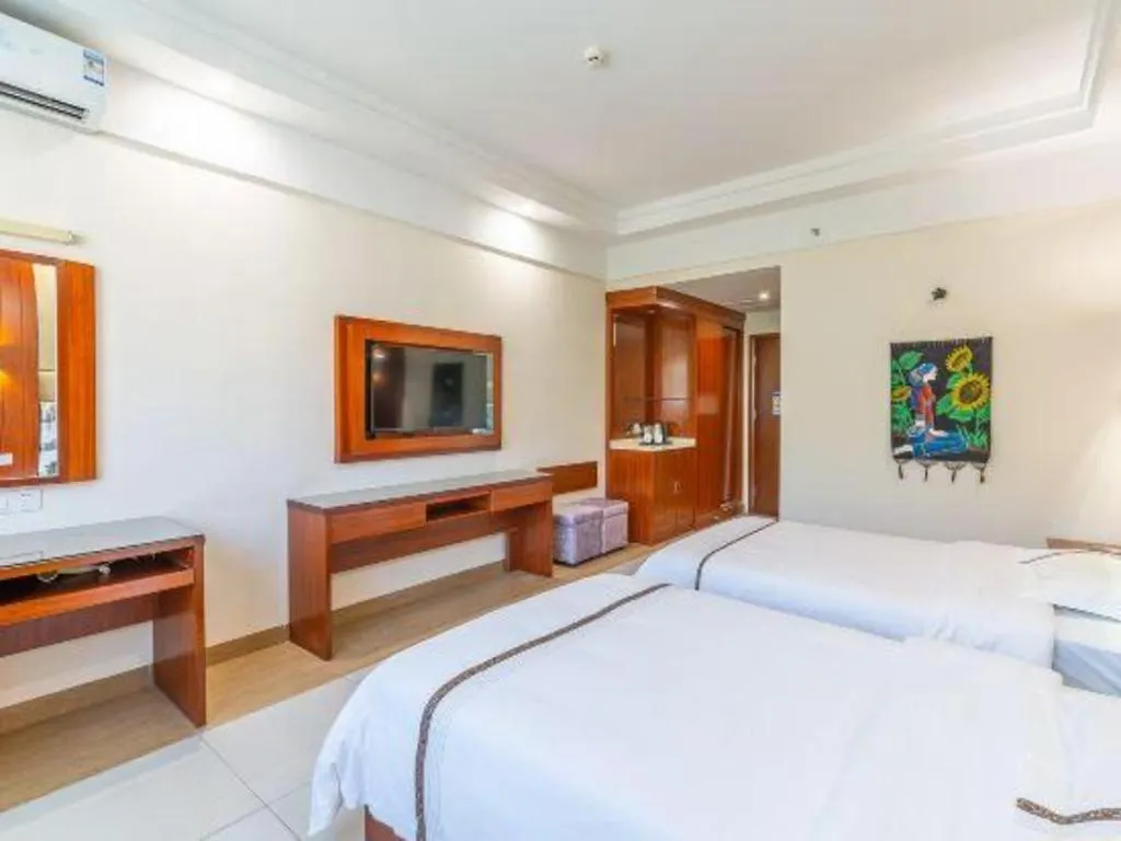 Mango Sea View Hotel Санья
