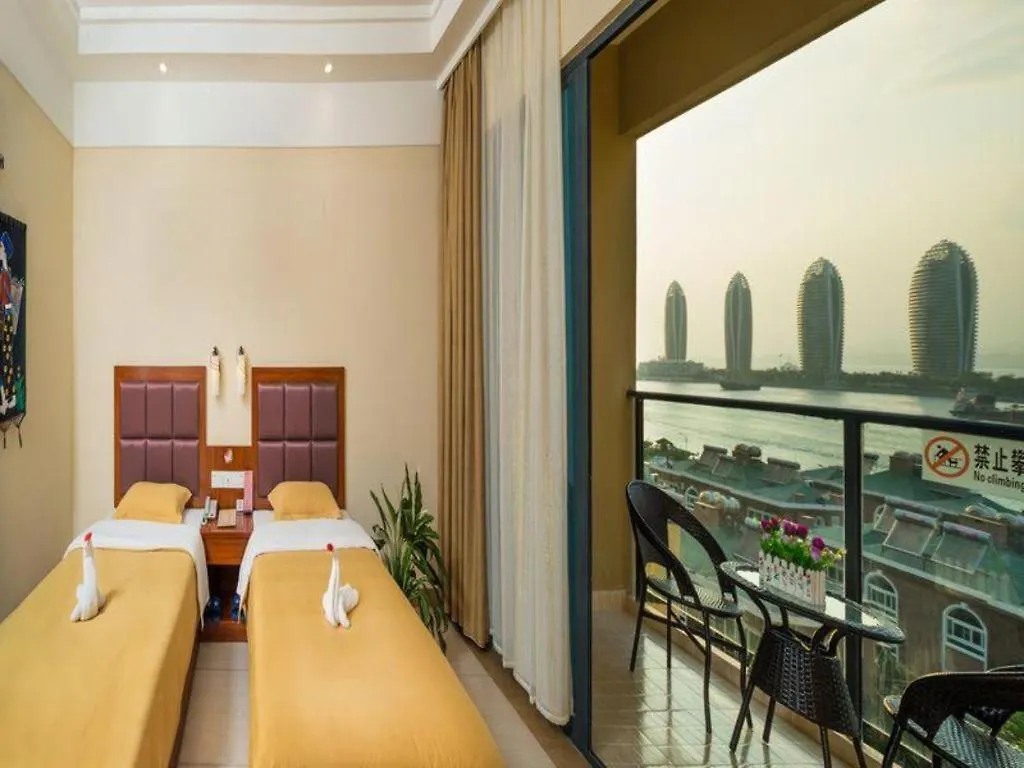 Mango Sea View Hotel Санья